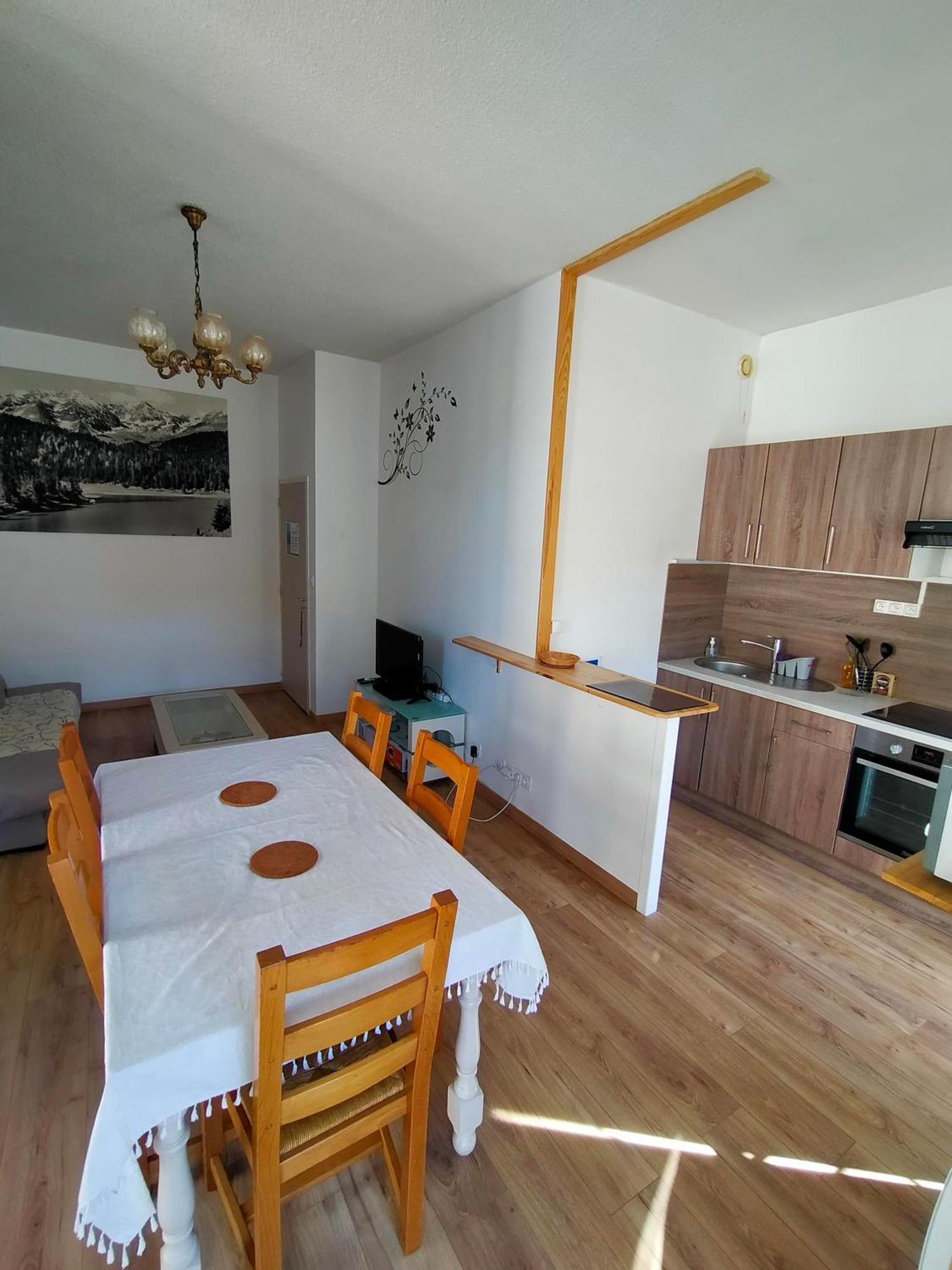 Le 6 Magnifique Appt Bagneres-De-Bigorre 3Etoiles Apartment Ngoại thất bức ảnh
